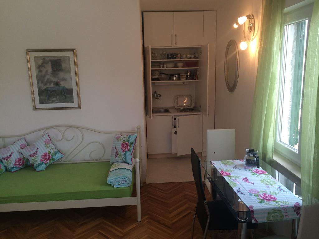 Apartment Vesna Supetar Oda fotoğraf